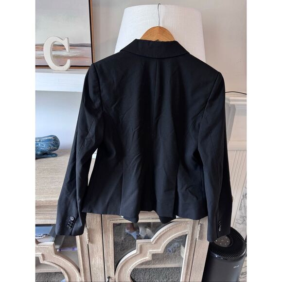 Ann Taylor Black Blazer Size 4 - Picture 5 of 8